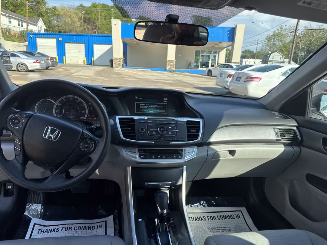 2014 Honda Accord Sedan - 1HGCR2F30EA213324 - Image #10